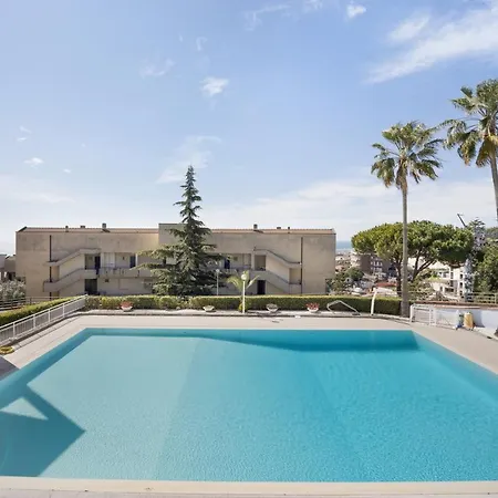 Apartment Bellissimo Attico Con Piscina *