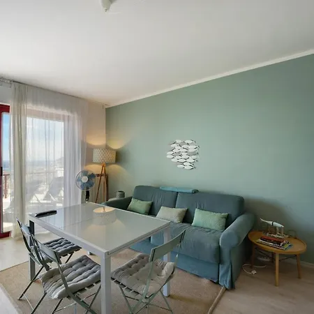 Bellissimo Attico Con Piscina San Remo