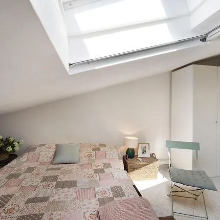 Bellissimo Attico Con Piscina Appartement