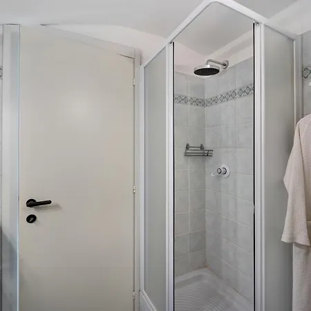 Bellissimo Attico Con Piscina * San Remo